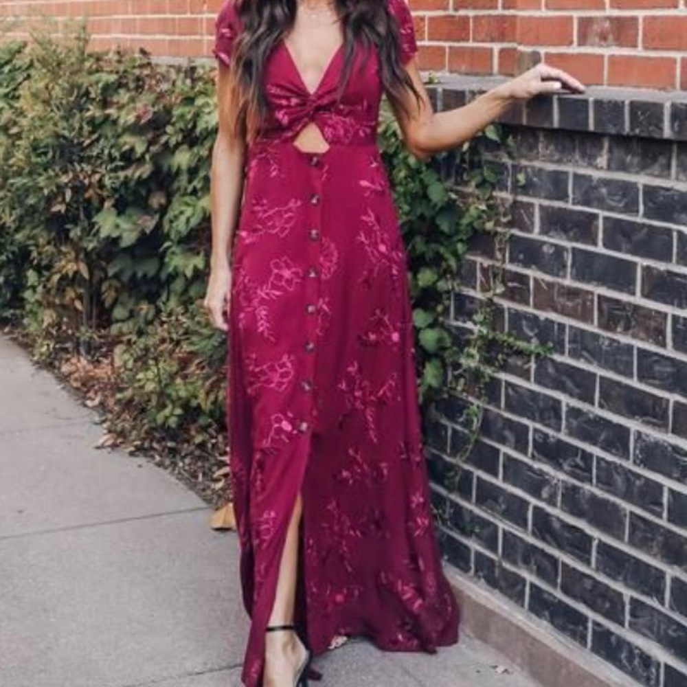 Beautiful cutout buttoned maxi dress